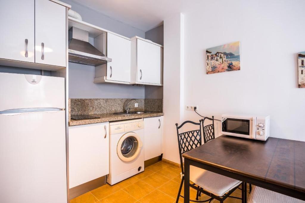 Apartamentos Mirablau Агуадульсе Екстер'єр фото
