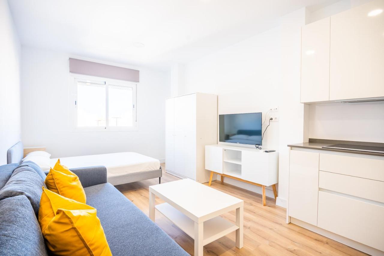 Apartamentos Mirablau Агуадульсе Екстер'єр фото